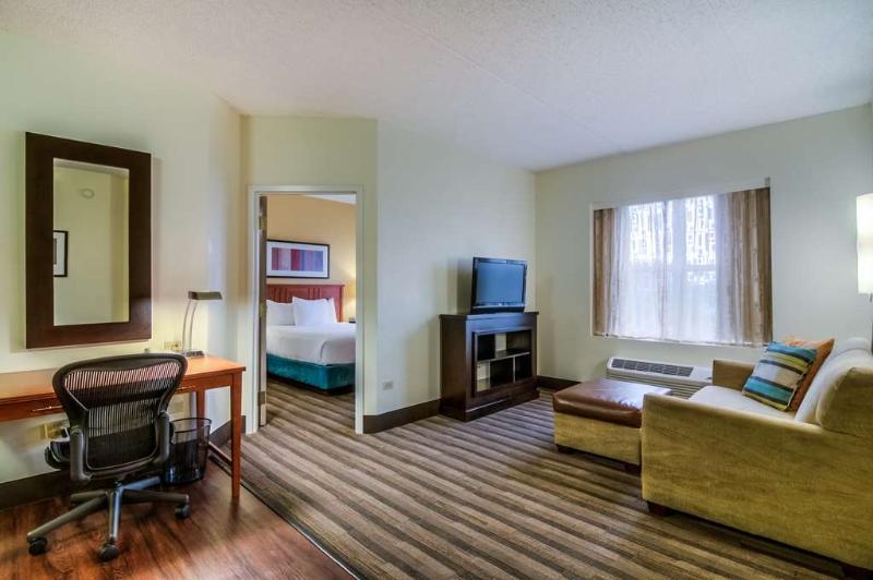 Towneplace Suites By Marriott Chicago Schaumburg Exterior foto