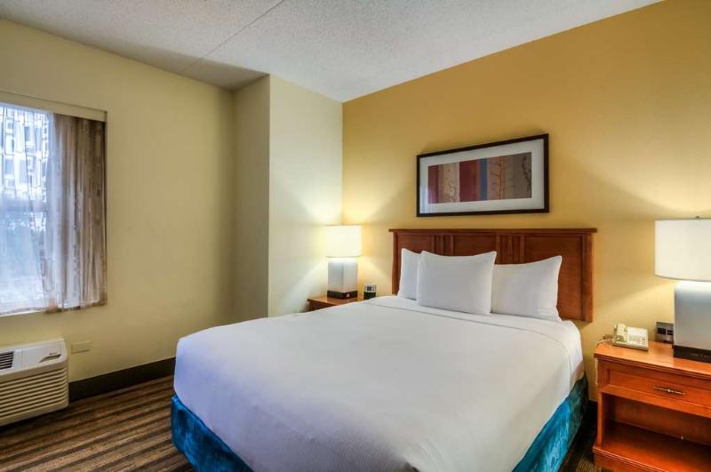 Towneplace Suites By Marriott Chicago Schaumburg Exterior foto